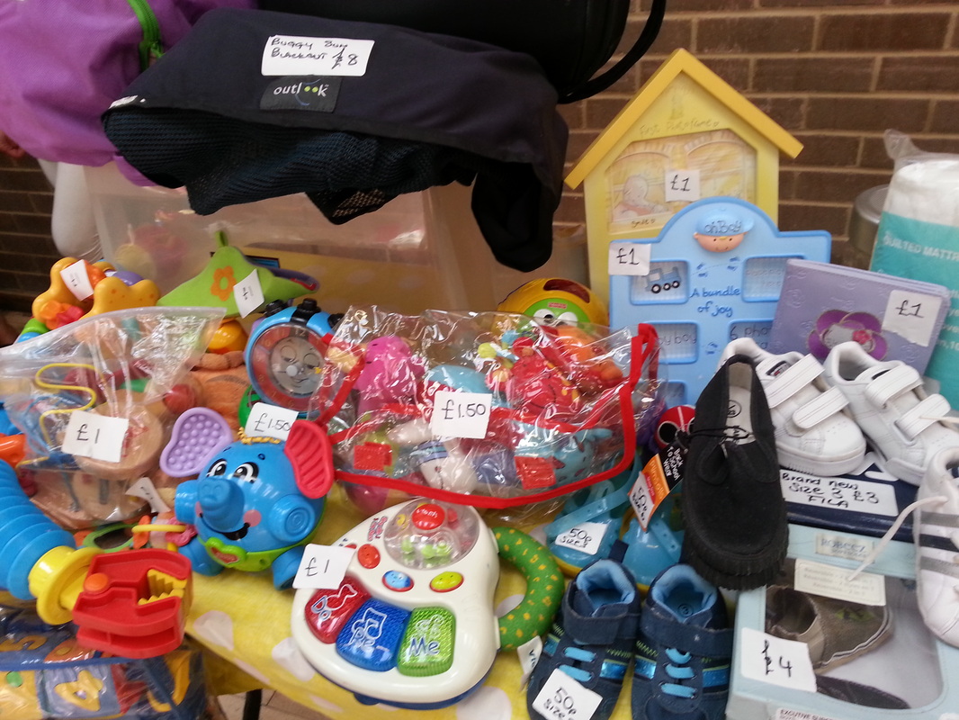 Picture: Nearly new toys and games at a mum2mum market sale